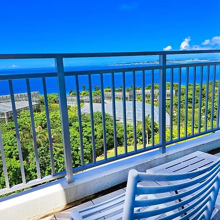 Wisteria Condominium Resort Мотобу Екстериор снимка